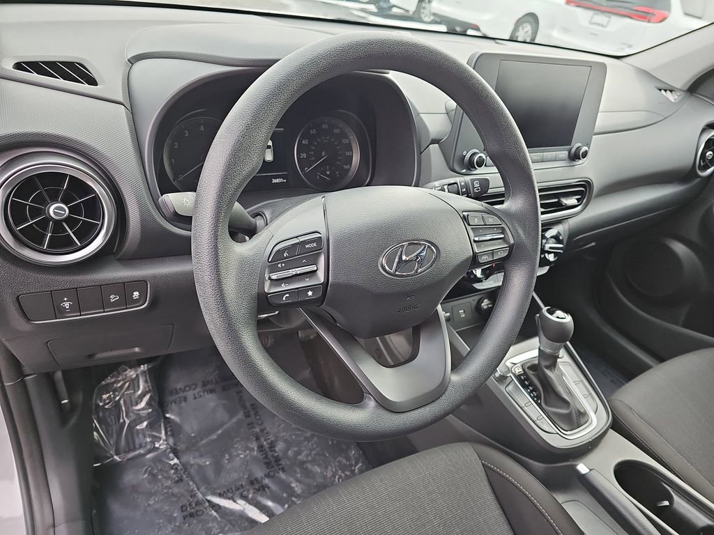 Used 2023 Hyundai Kona SEL image 15
