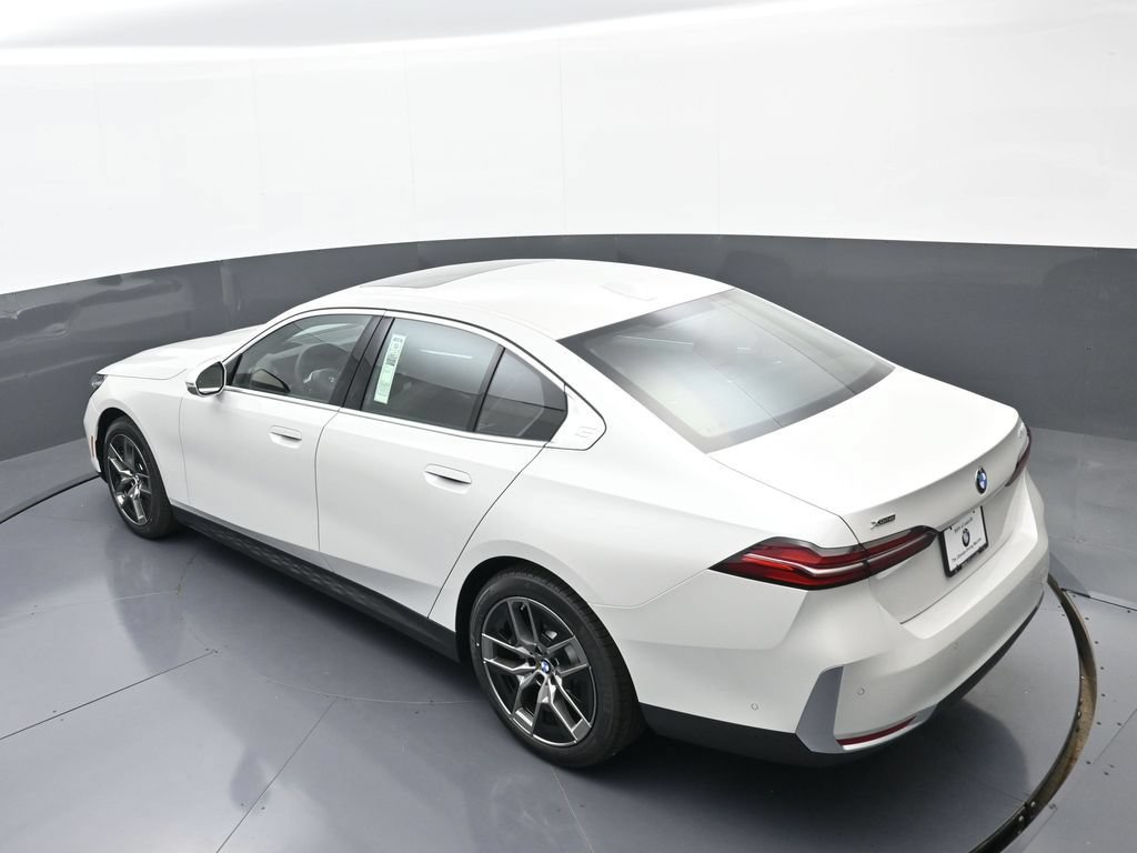 New 2027 BMW 530i xDrive w/ Premium Package AWD/4WD image 34