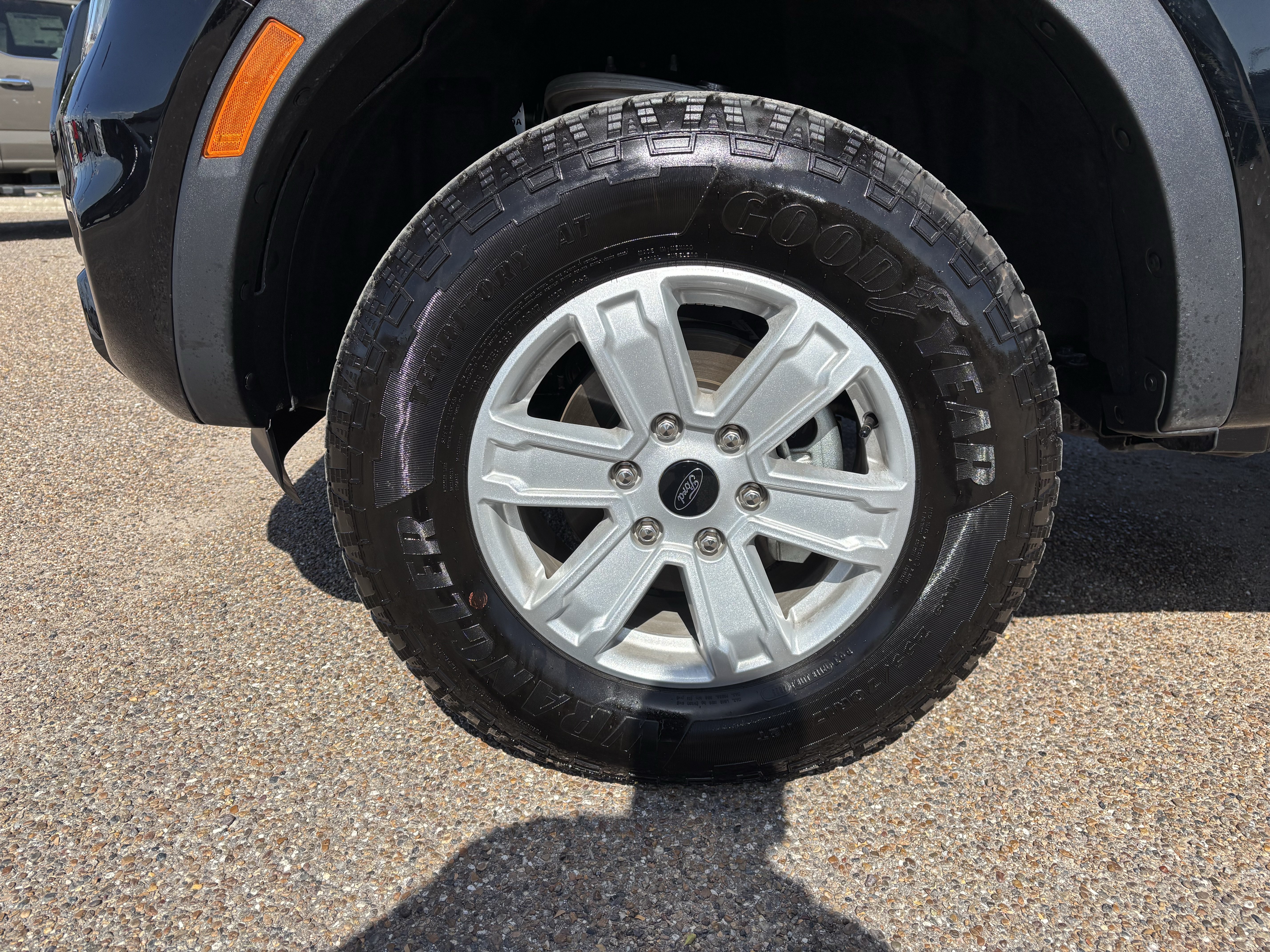 Certified 2025 Ford Ranger XL w/ Trailer Tow Package RWD image 8