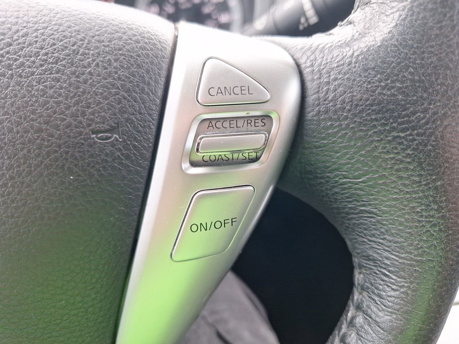 Used 2014 Nissan Sentra SR w/ SR Driver Package image 21