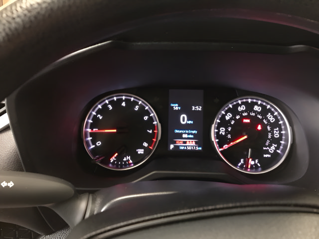 Used 2022 Toyota RAV4 LE AWD/4WD image 14
