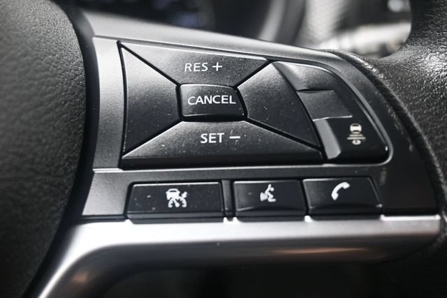 Used 2023 Nissan Kicks SV FWD image 19