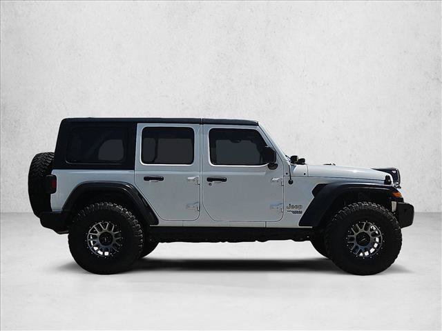 Used 2018 Jeep Wrangler Unlimited Sport S AWD/4WD image 4