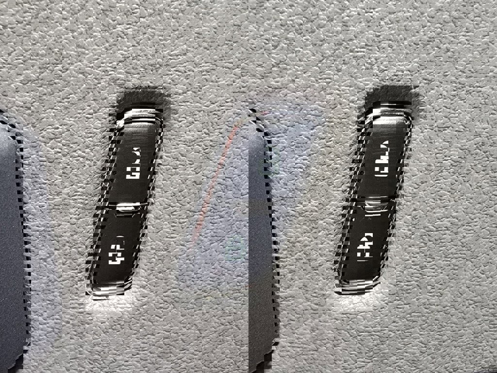 Used 2018 Ford F150 XLT w/ Equipment Group 302A Luxury image 23