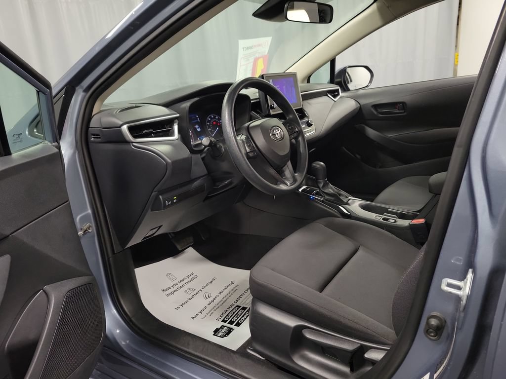 Used 2024 Toyota Corolla LE FWD image 12