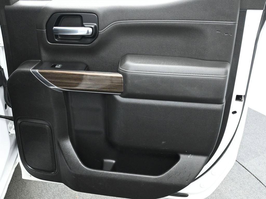 Used 2019 Chevrolet Silverado 1500 RST w/ All-Star Edition image 17