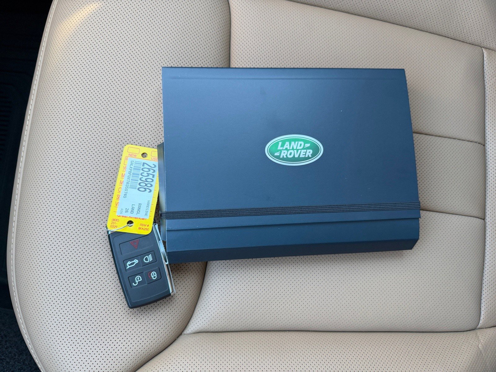 New 2026 Land Rover Range Rover Long Wheelbase SE image 22