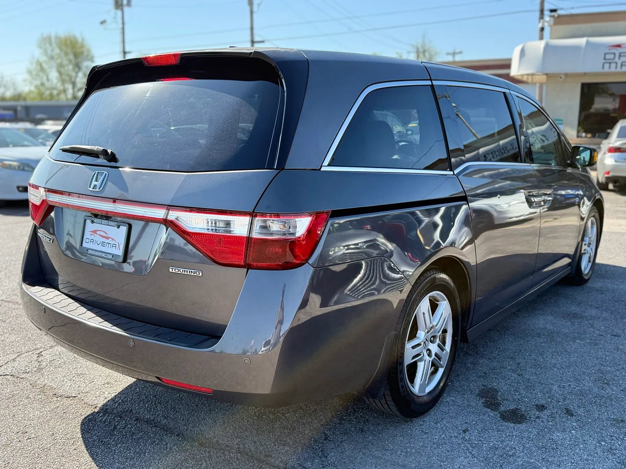 Used 2013 Honda Odyssey Touring Elite image 4
