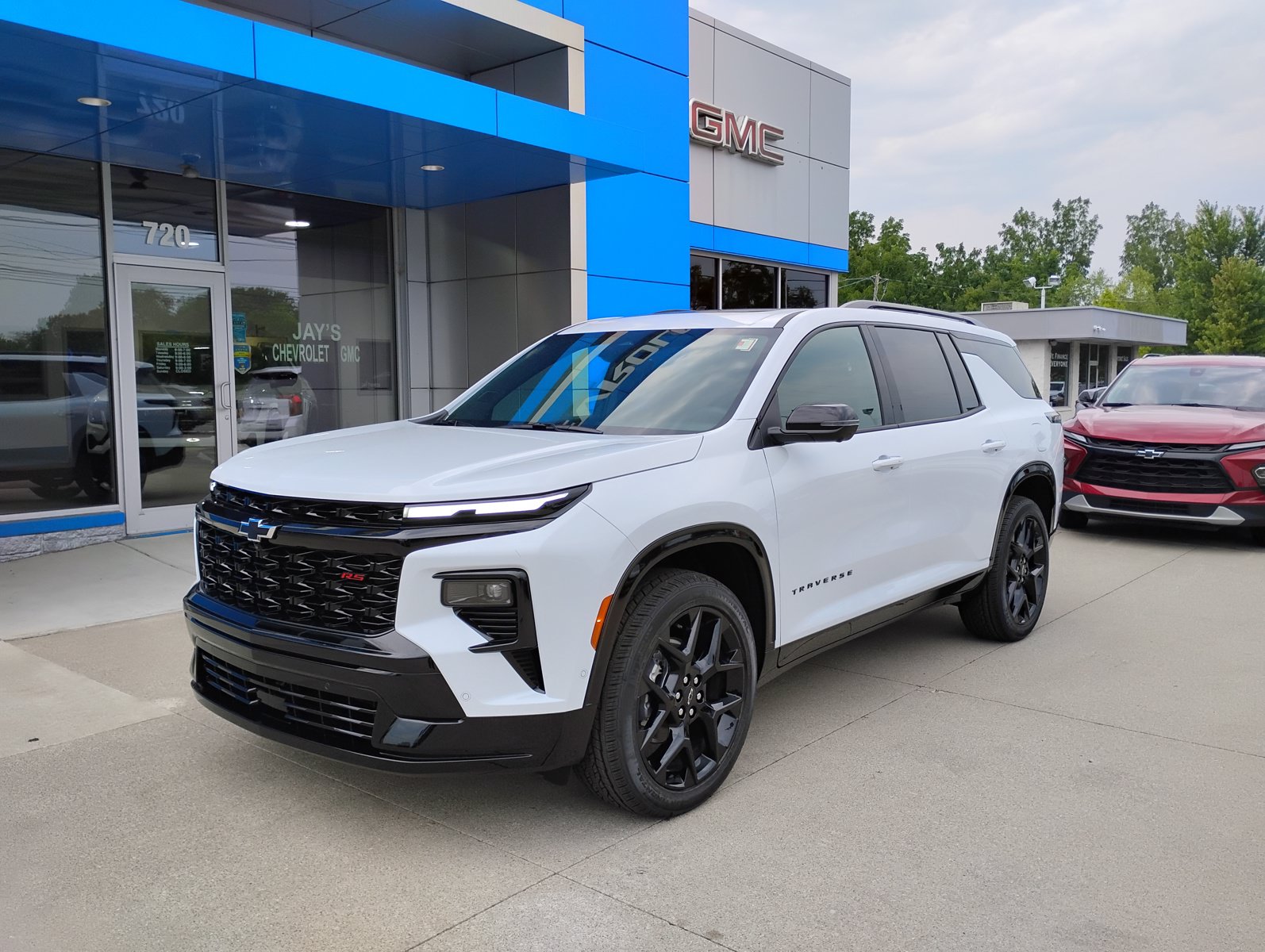 New 2026 Chevrolet Traverse RS FWD image 13