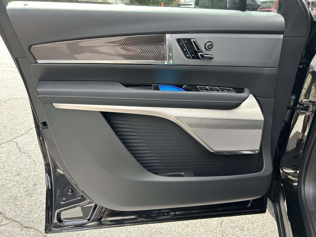 New 2027 Cadillac Vistiq Sport AWD/4WD image 16