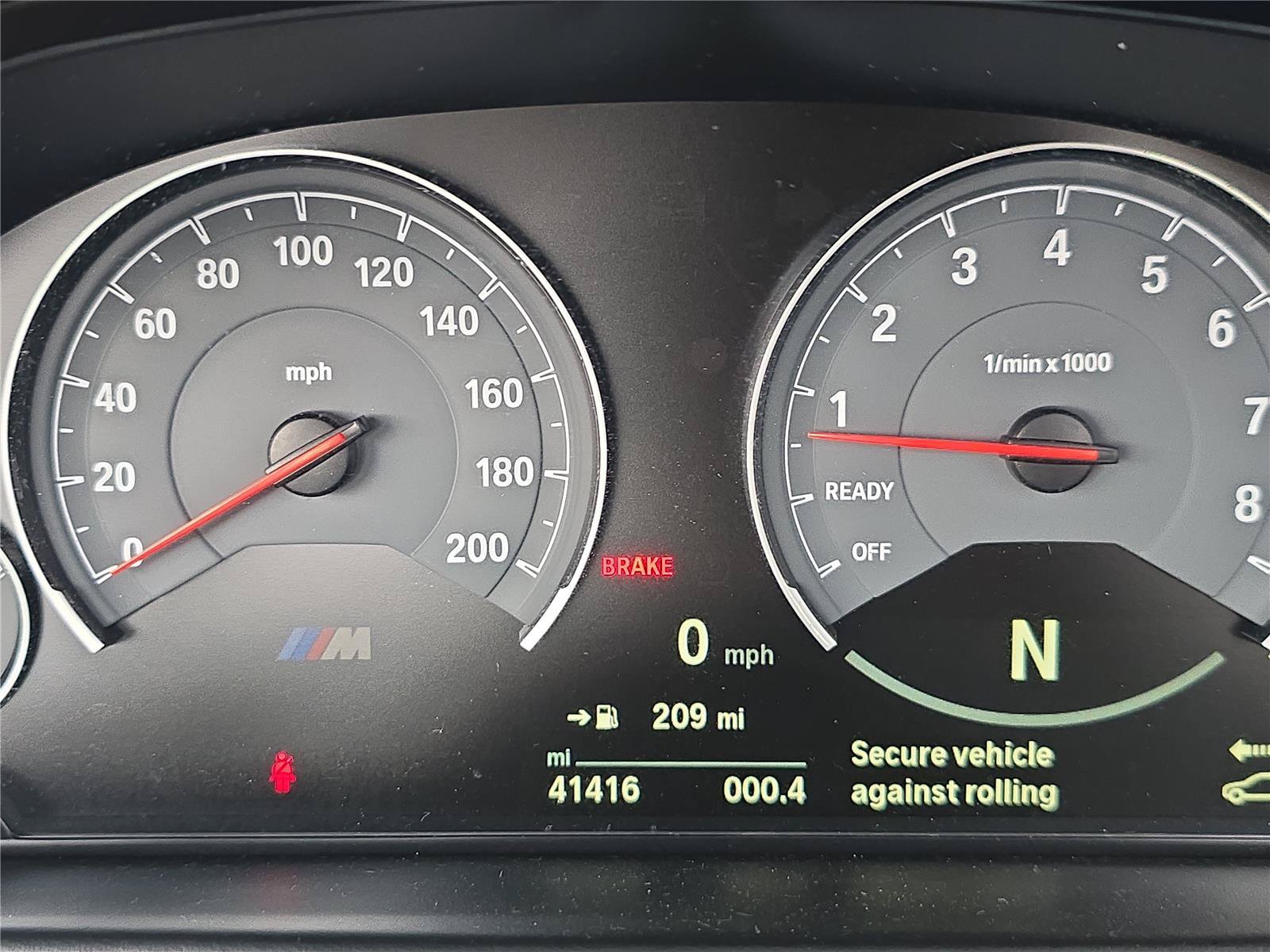 Used 2018 BMW M4 Convertible RWD image 22