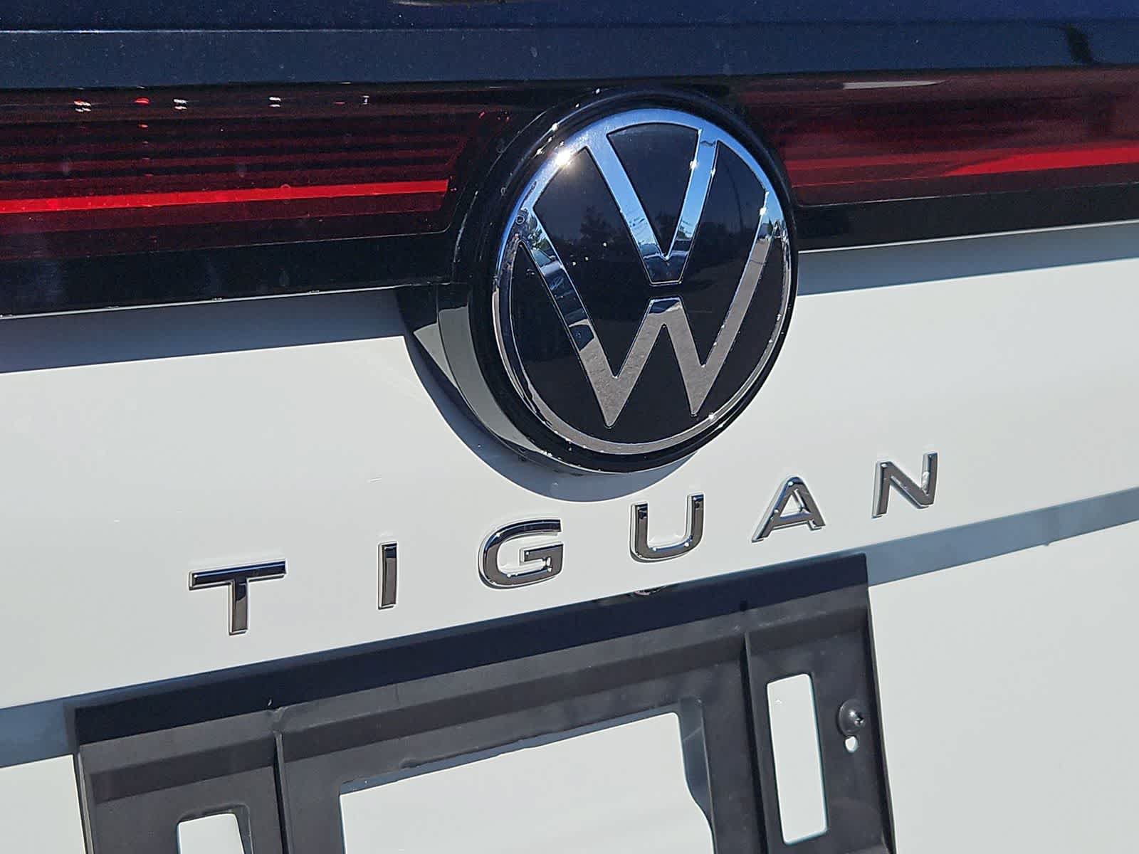 Used 2026 Volkswagen Tiguan S FWD image 13