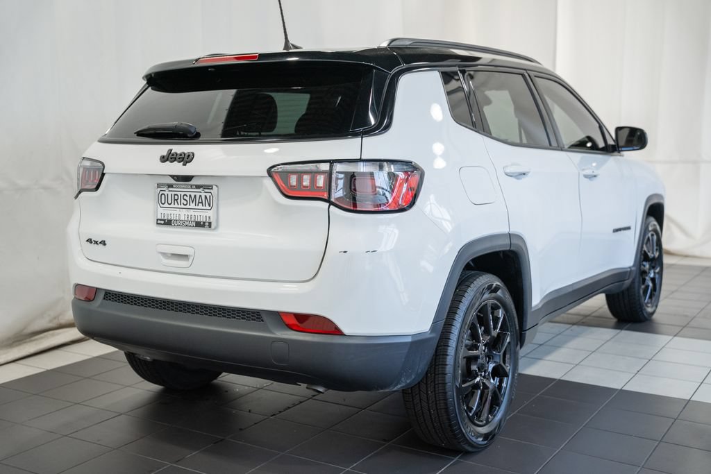 Certified 2023 Jeep Compass Latitude AWD/4WD image 4