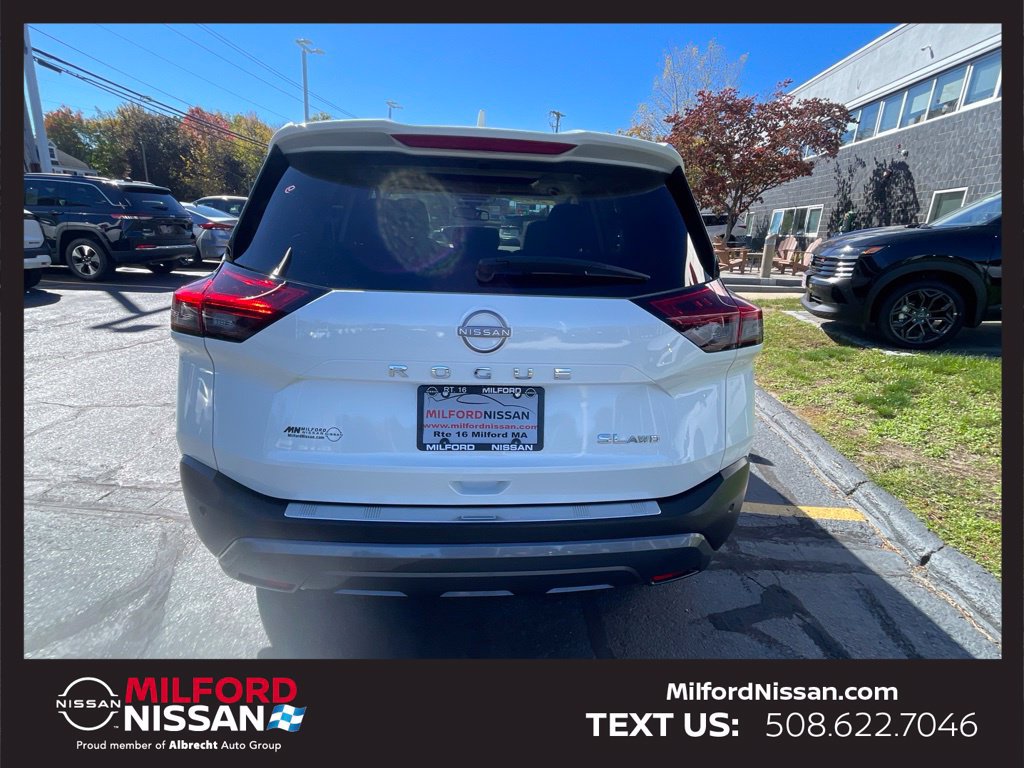 Certified 2023 Nissan Rogue SL AWD/4WD image 4