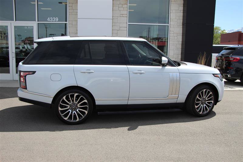 Used 2015 Land Rover Range Rover Autobiography image 9
