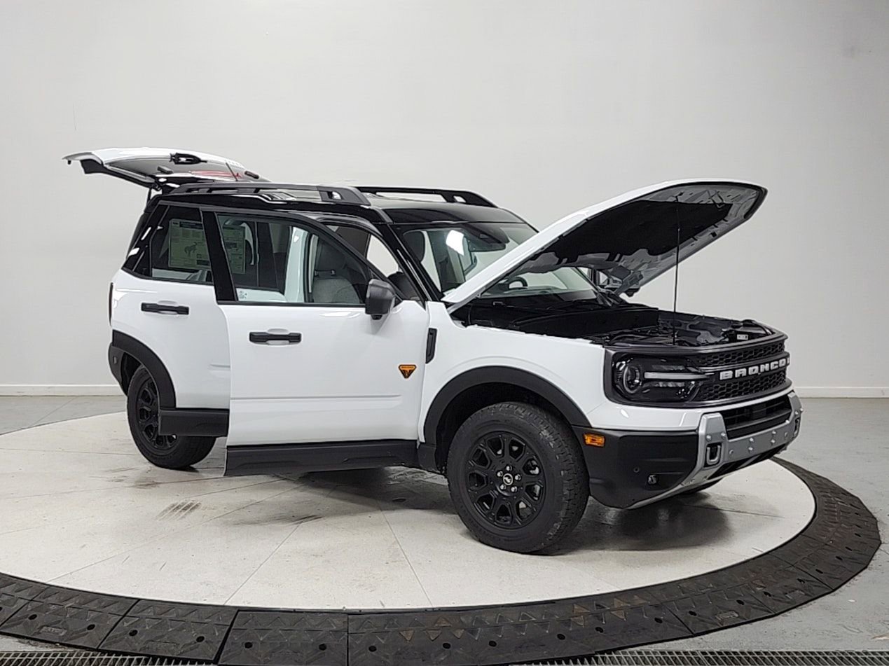 New 2026 Ford Bronco Sport Badlands w/ Badlands Tech Package AWD/4WD image 9