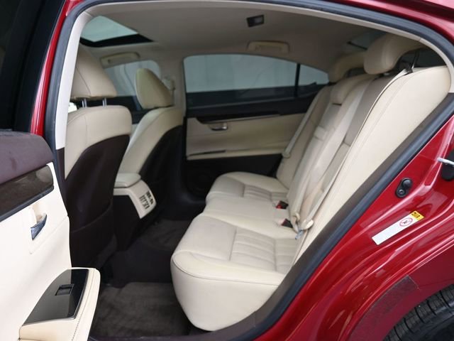 Used 2017 Lexus ES 350 w/ Luxury Package image 27