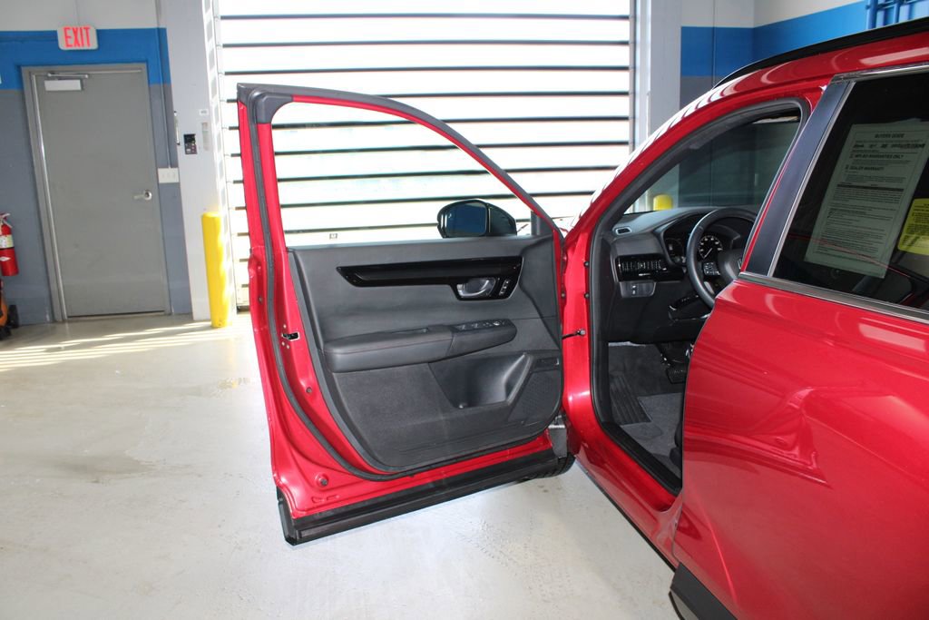 Certified 2025 Honda CR-V Sport Touring image 7