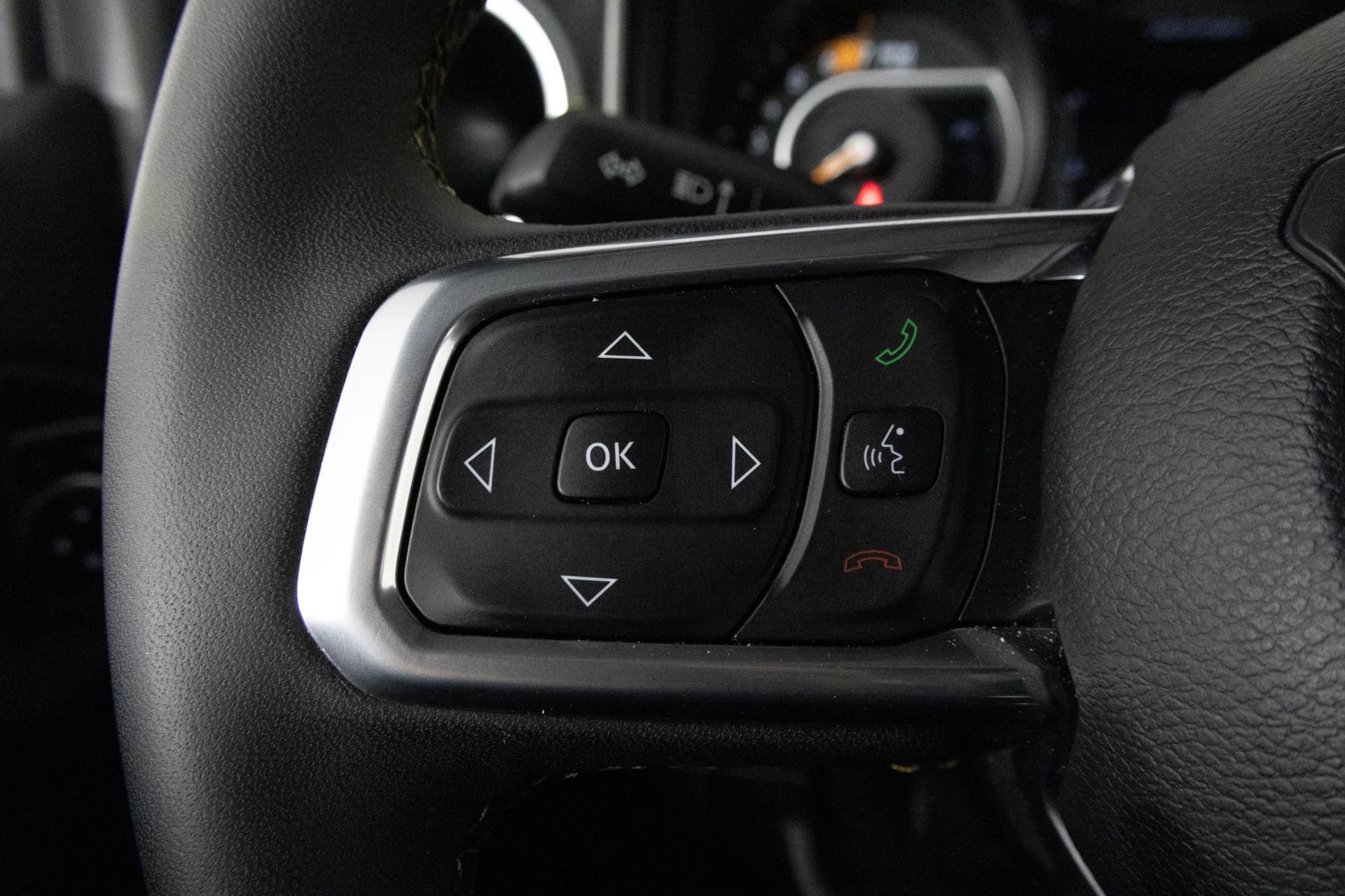 Used 2024 Jeep Wrangler Sahara w/ Technology Group image 31