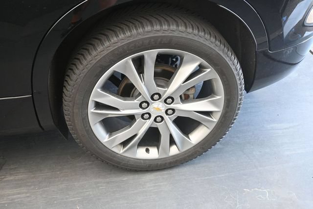 Used 2019 Chevrolet Blazer Premier w/ Sun and Wheels Package AWD/4WD image 13