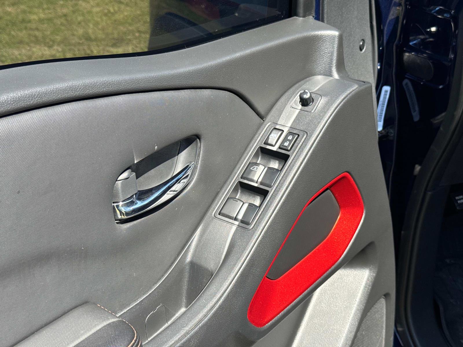 Used 2023 Nissan Frontier PRO-4X w/ Technology Package image 18