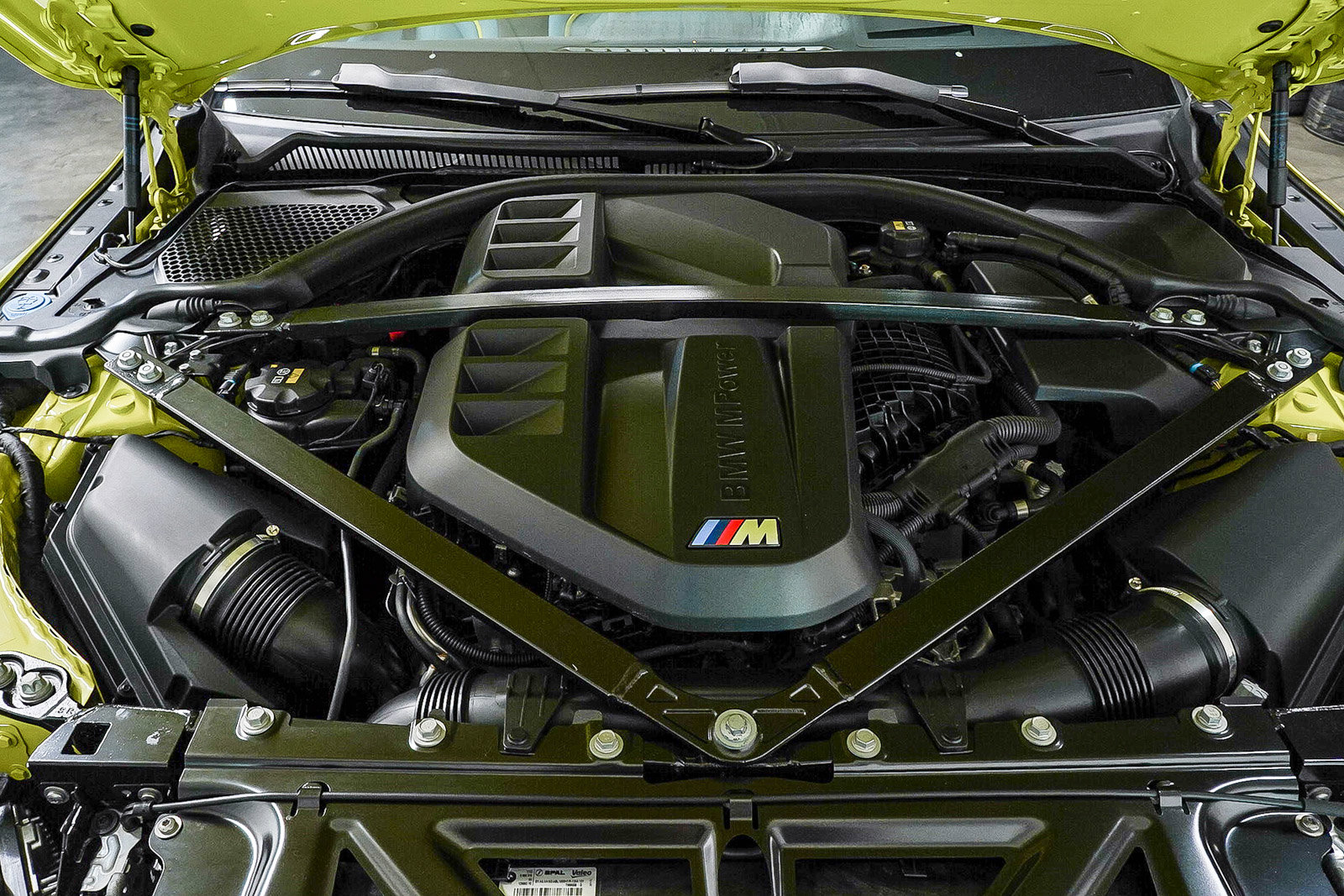 Used 2023 BMW M4 xDrive Competition image 28