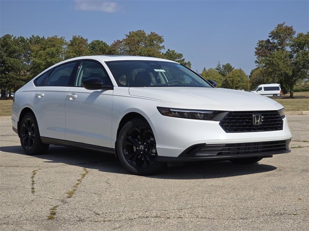 New 2025 Honda Accord SE image 2