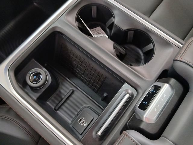 New 2025 Ford Expedition Active AWD/4WD image 21