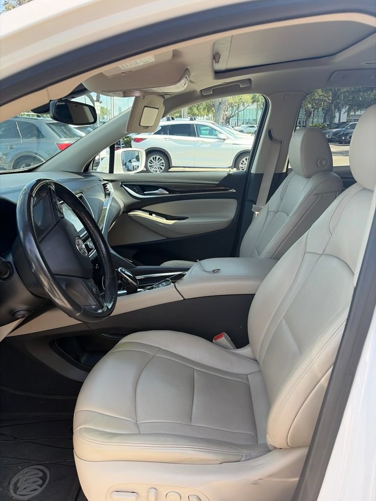 Used 2020 Buick Enclave Premium w/ Sun and Sites Package AWD/4WD image 2