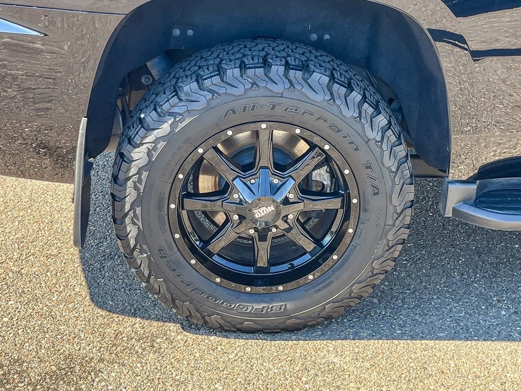 Used 2019 Chevrolet Tahoe LT image 15