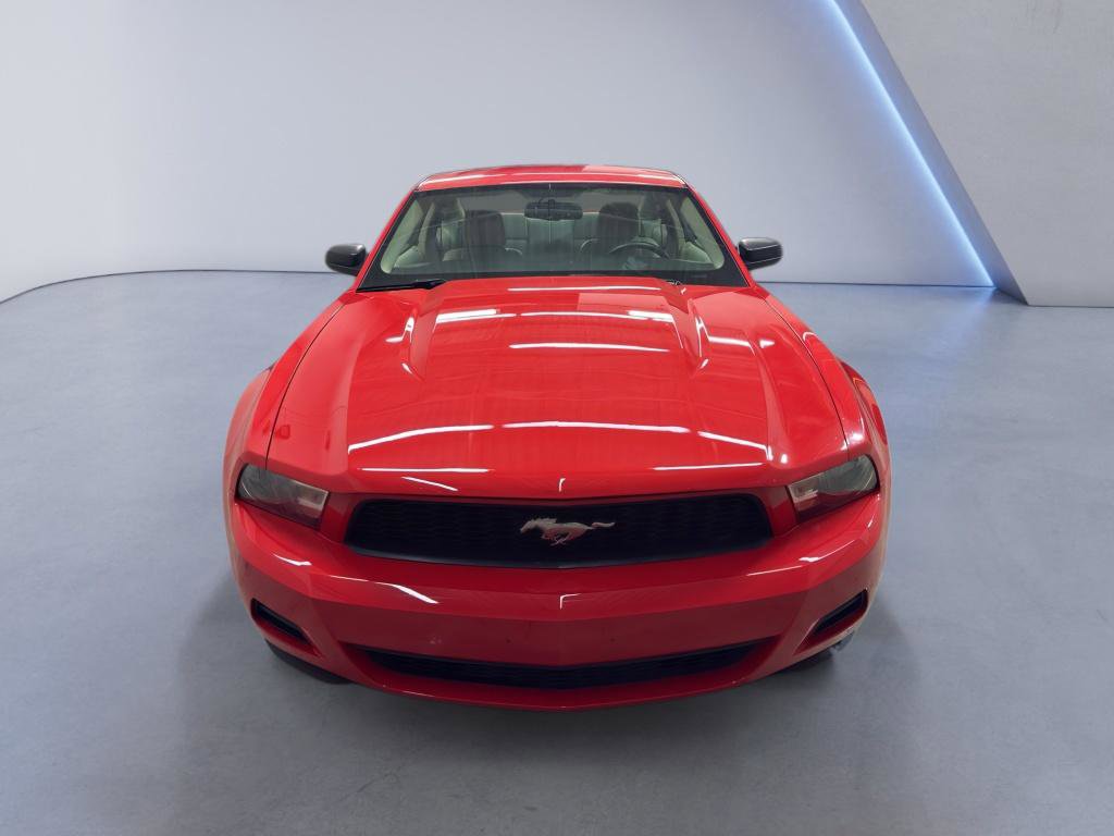 Used 2010 Ford Mustang Premium image 2