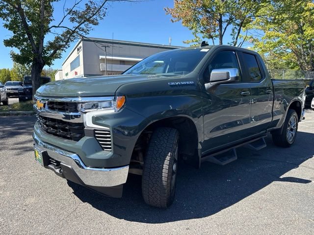 Used 2026 Chevrolet Silverado 1500 LT AWD/4WD image 3