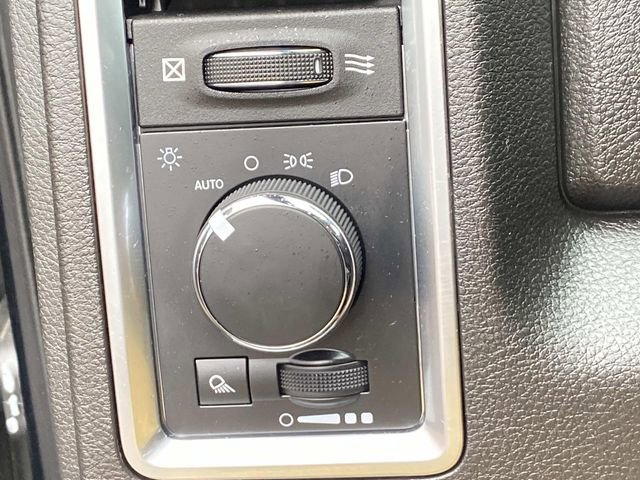 Used 2021 RAM 1500 Classic Warlock image 19