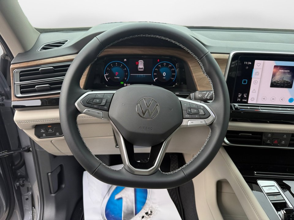 New 2026 Volkswagen Atlas SE image 10