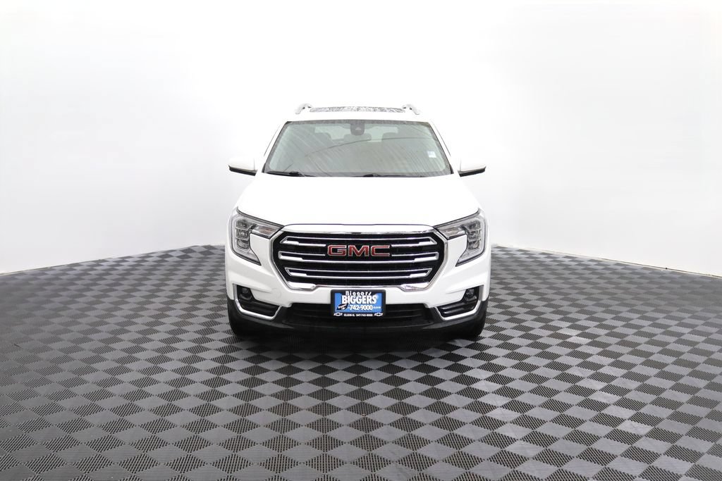 Used 2022 GMC Terrain SLT AWD/4WD image 2