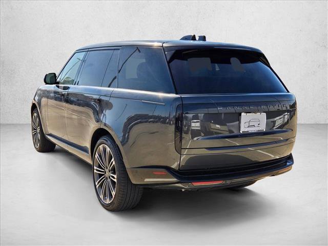 New 2025 Land Rover Range Rover Long Wheelbase SE image 9