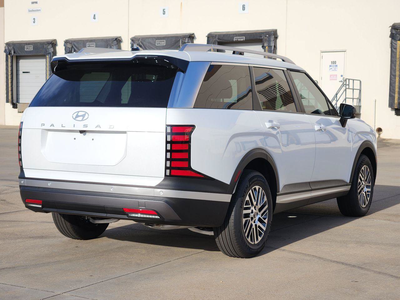 New 2027 Hyundai Palisade SEL FWD image 4