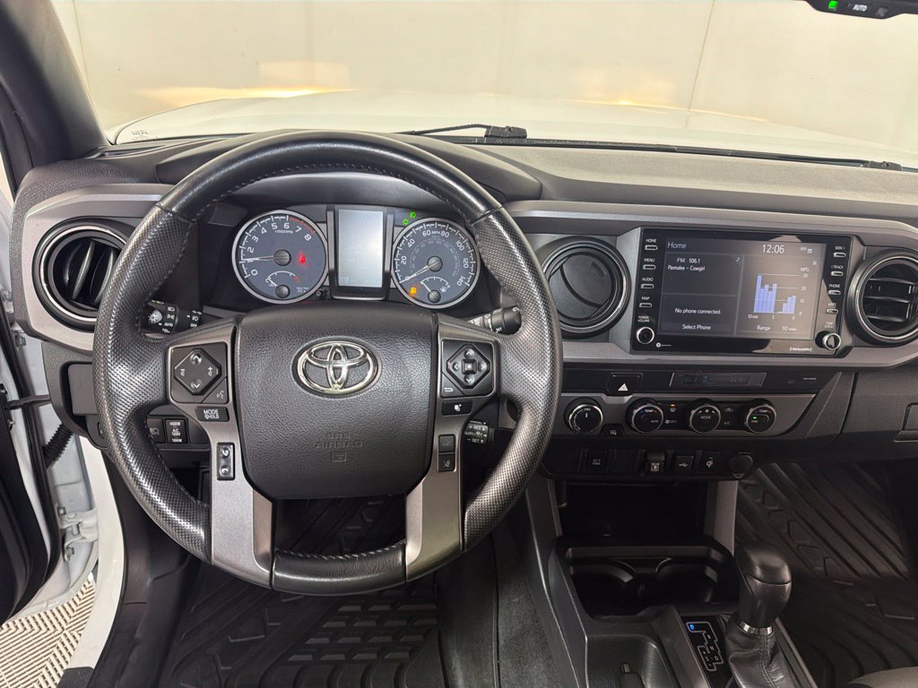 Used 2023 Toyota Tacoma TRD Off-Road AWD/4WD image 13