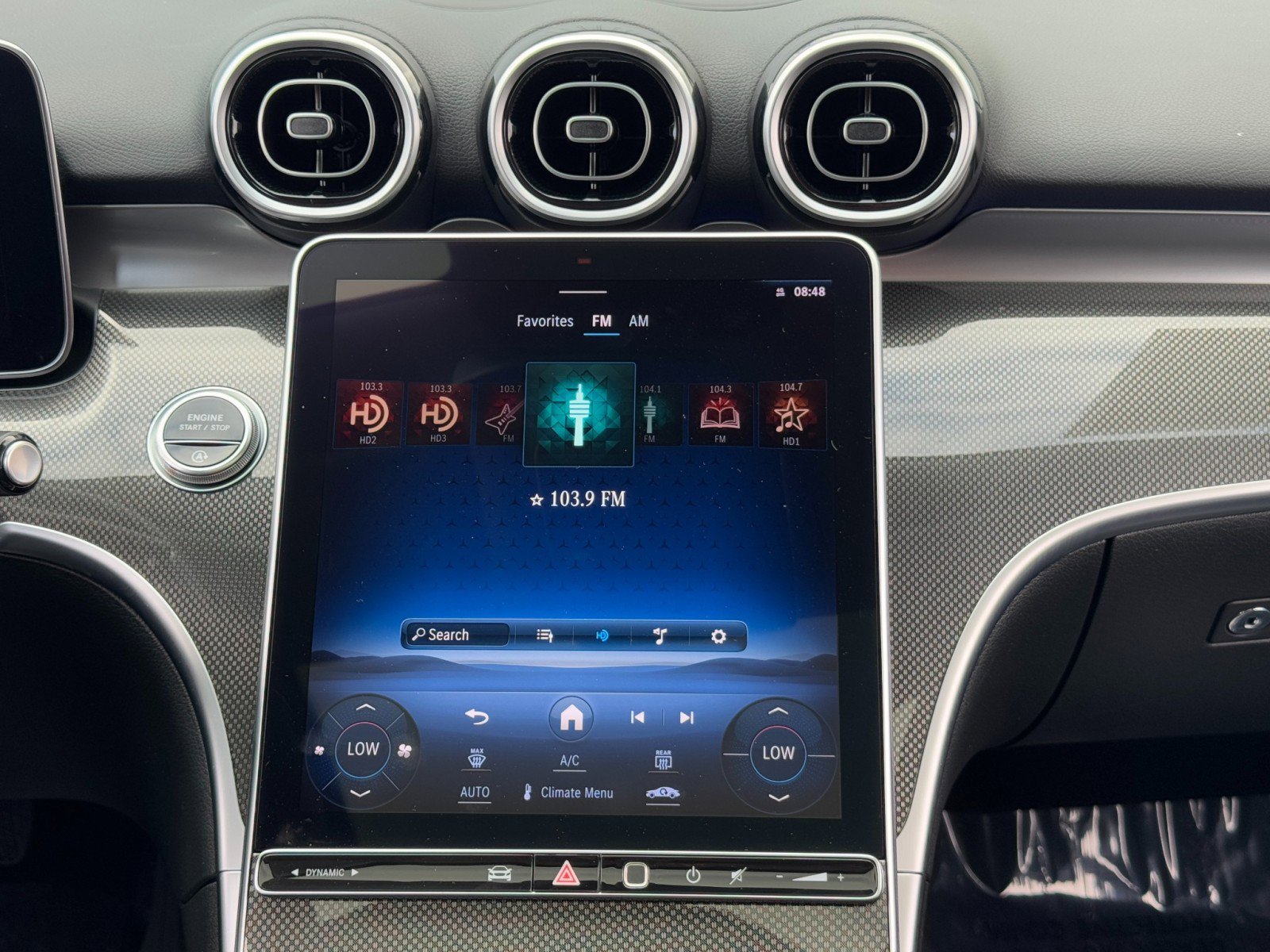 Used 2022 Mercedes-Benz C 300 Sedan image 25