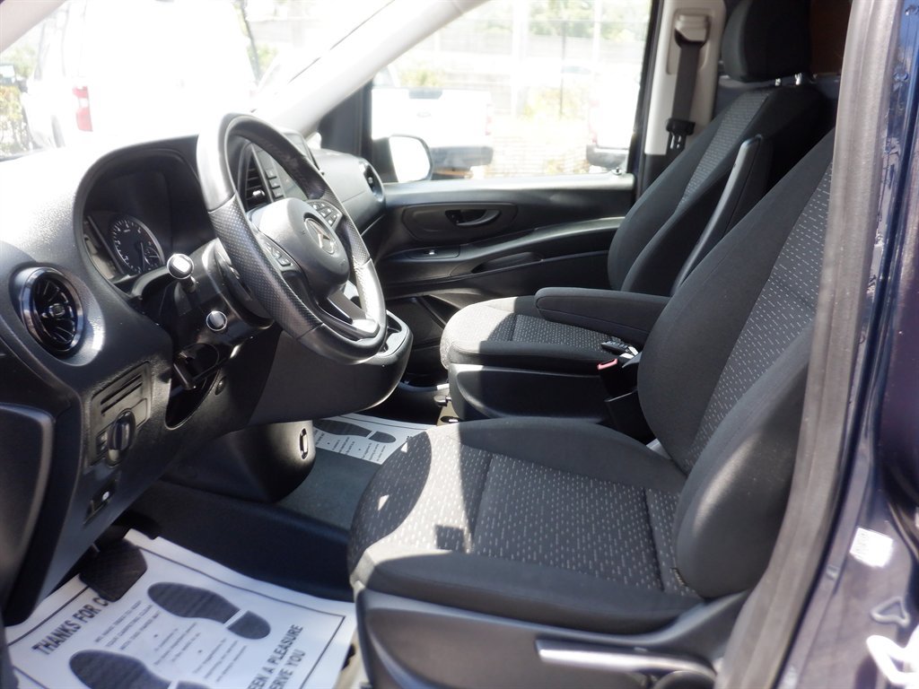 Used 2022 Mercedes-Benz Metris image 12