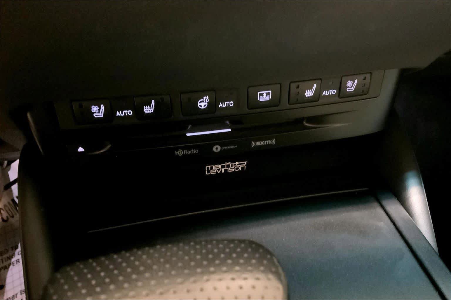Used 2021 Lexus ES 350 F Sport w/ Special Edition FWD image 32