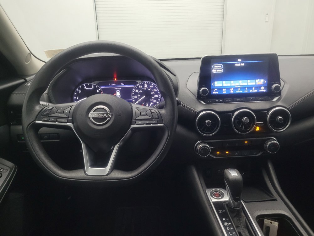 Used 2025 Nissan Sentra SV FWD image 22