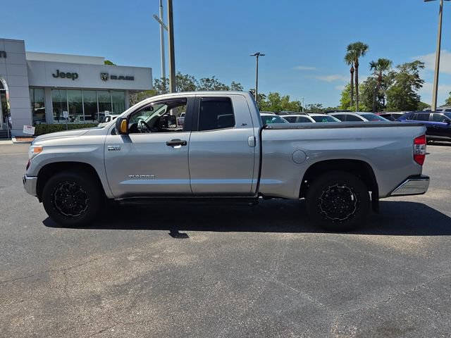 Used 2017 Toyota Tundra SR5 w/ SR5 Upgrade Package RWD image 4