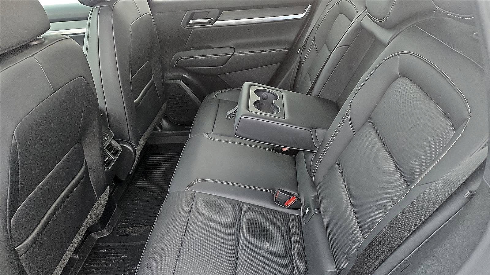 New 2026 GMC Terrain Elevation w/ Elevation Premium Package AWD/4WD image 42