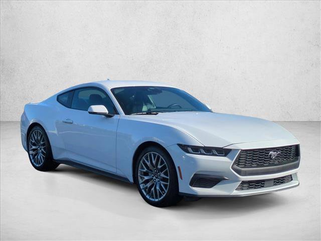 Used 2024 Ford Mustang Premium image 3