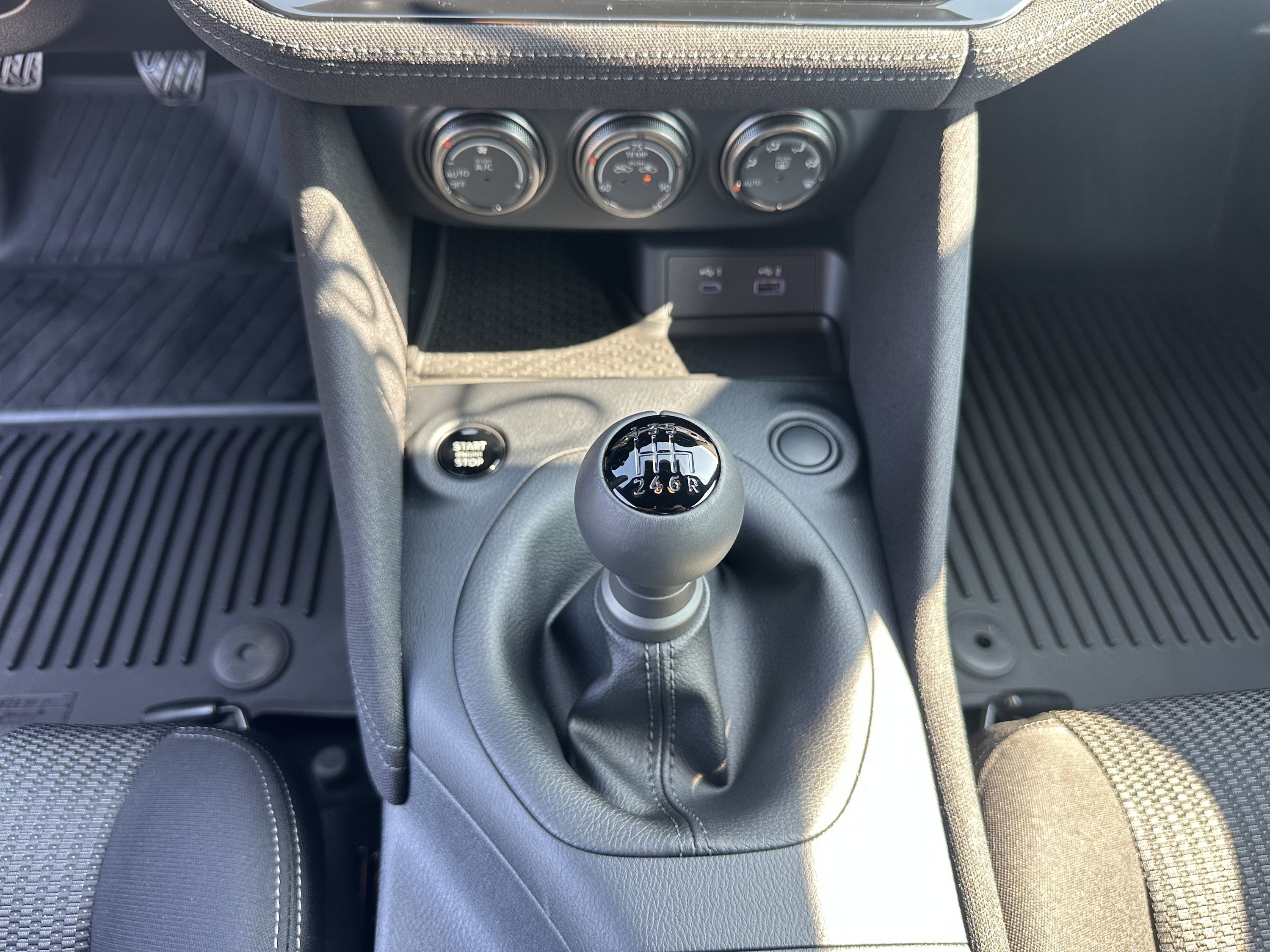 Used 2026 Nissan Z Sport w/ Floor Mat Package RWD image 18