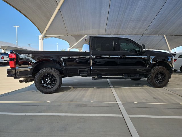 Used 2023 Ford F250 XLT w/ Black Appearance Package AWD/4WD image 4