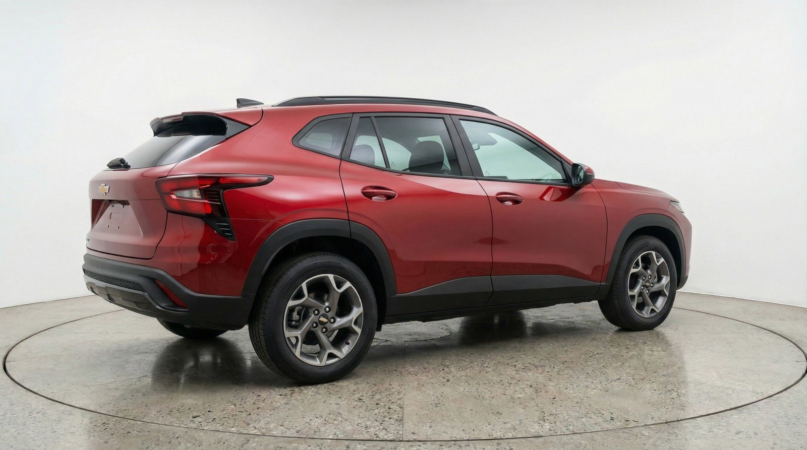 Used 2025 Chevrolet Trax LT FWD image 9