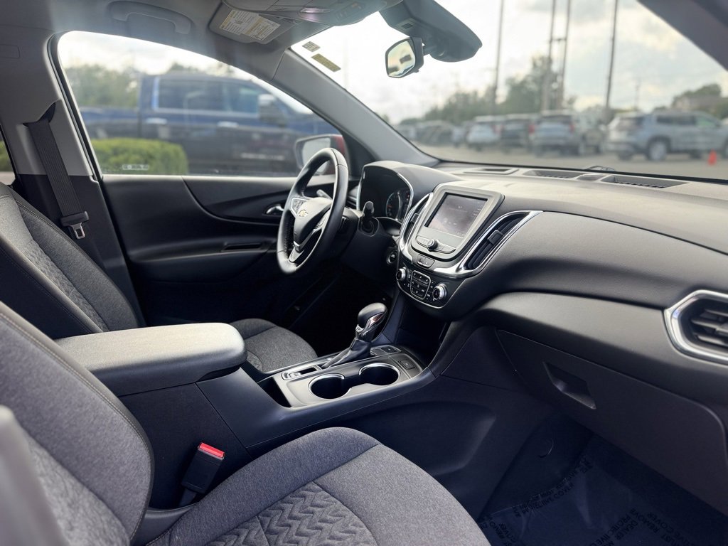 Used 2022 Chevrolet Equinox LT image 11