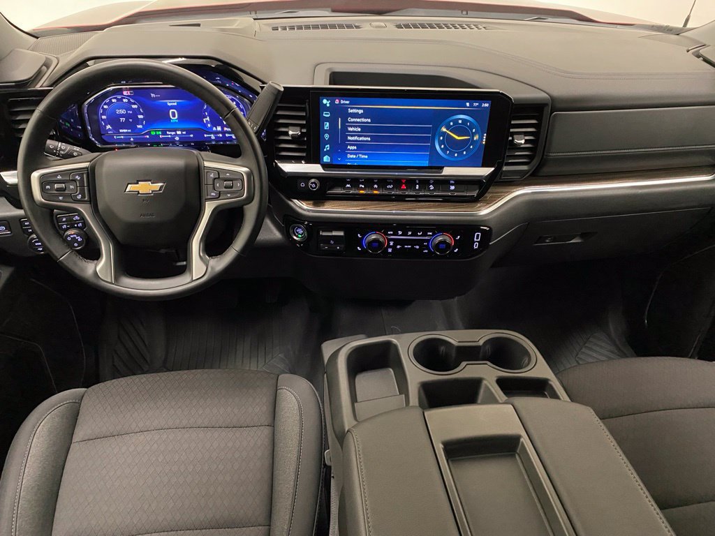 Used 2024 Chevrolet Silverado 1500 LT AWD/4WD image 23